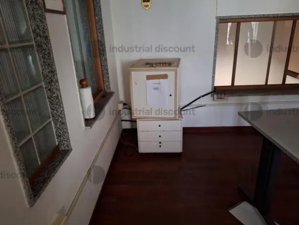 1#9956 Arredamento da ufficio