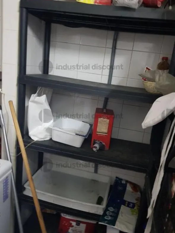 1#10162 Arredamento e attrezzature per ristorazione