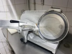 1#10162 Arredamento e attrezzature per ristorazione
