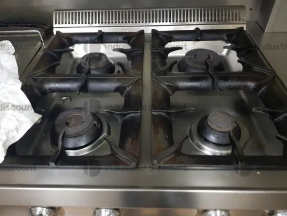 1#10162 Arredamento e attrezzature per ristorazione