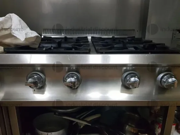 1#10162 Arredamento e attrezzature per ristorazione