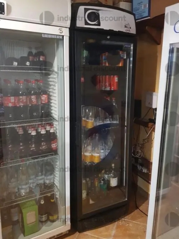 1#10162 Arredamento e attrezzature per ristorazione
