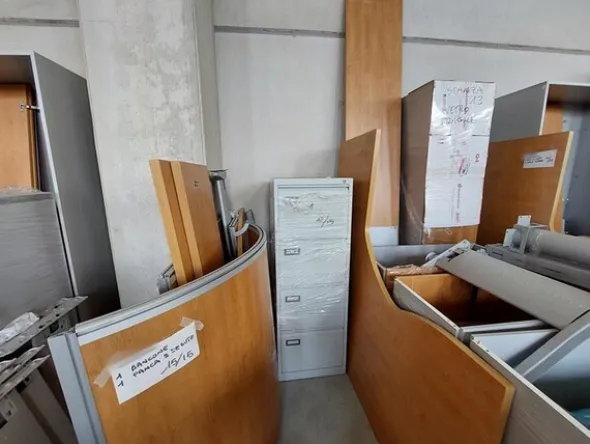 1#6795 Arredamento e attrezzature ufficio