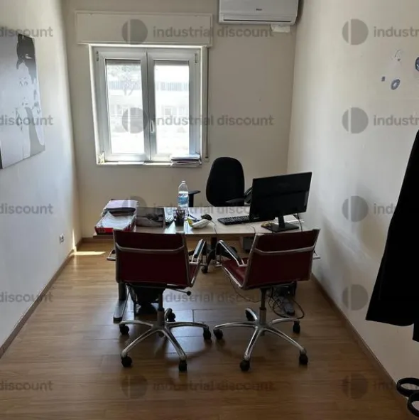1#9275 Arredamento ed accessori da ufficio