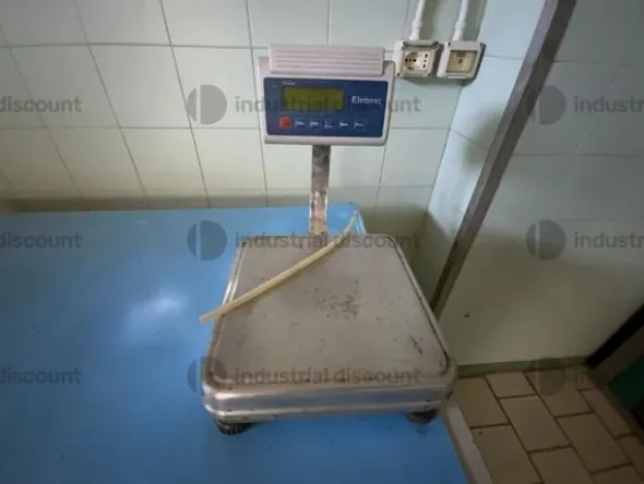 27#9550 Arredamento ed attrezzature da laboratorio