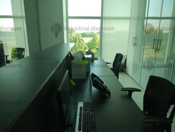 5#9480 Arredi, apparecchiature informatiche eattrezzature varie