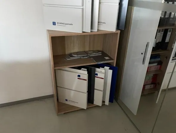 5#8098 Arredi da ufficio