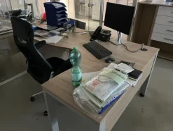 5#8098 Arredi da ufficio