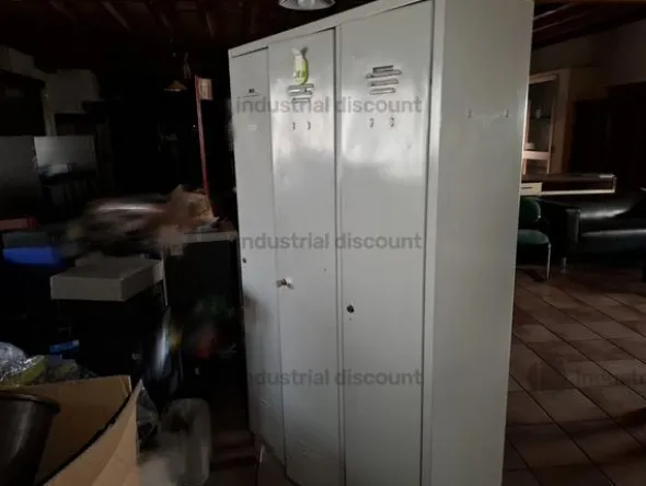 1#9019 Arredi d'ufficio e transpallet