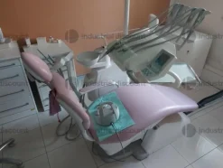 1#9603 Arredi e attrezzatura per studio odontoiatrico