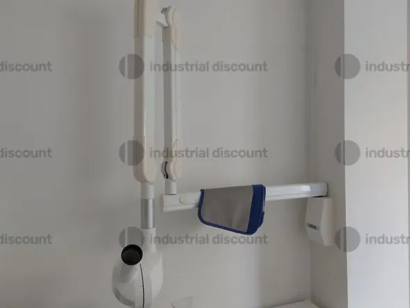 1#9603 Arredi e attrezzatura per studio odontoiatrico