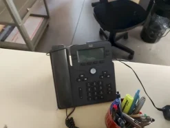 1#8109 Arredi e attrezzatura uffici