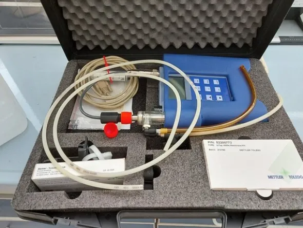 1#5831 Arredi e attrezzature da laboratorio