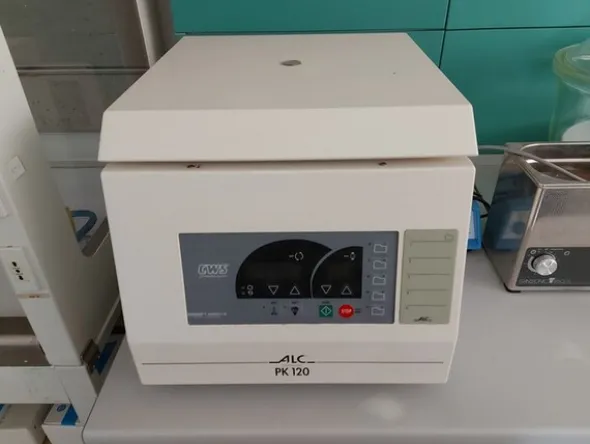 1#5831 Arredi e attrezzature da laboratorio