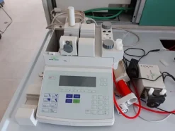 1#5831 Arredi e attrezzature da laboratorio