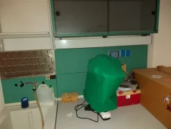 1#5831 Arredi e attrezzature da laboratorio