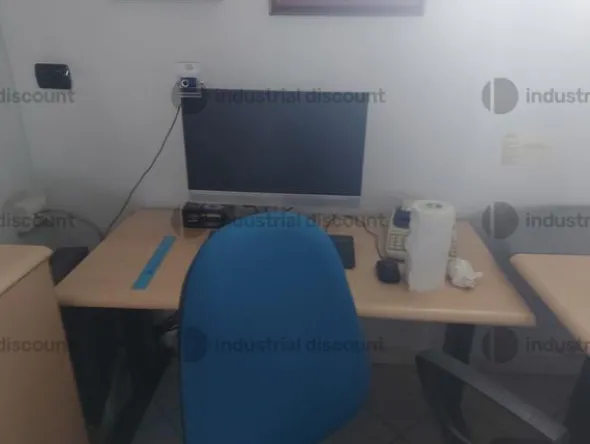 14#9213 Arredi e attrezzature da ufficio