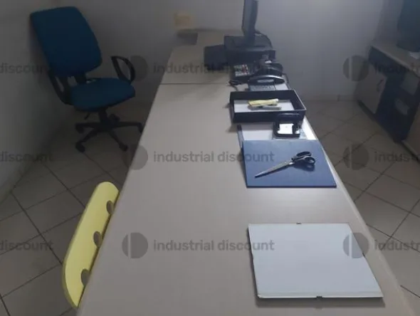 14#9213 Arredi e attrezzature da ufficio