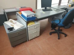 1#7957 Arredi e attrezzature da ufficio