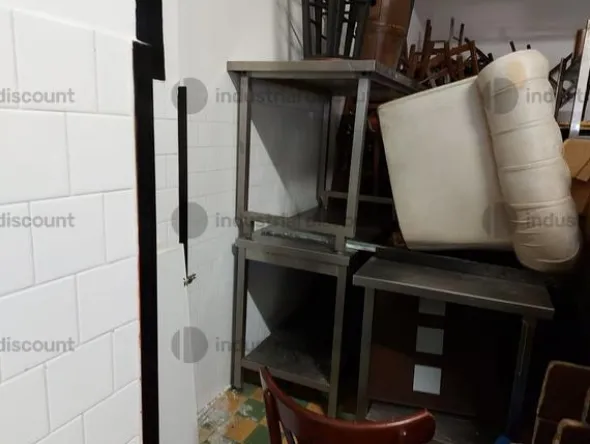1#8987 Arredi e attrezzature per ristorazione