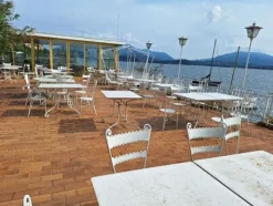 2#8574 Arredi e attrezzature per ristorazione e hotel