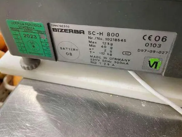 4#7940 Arredi e attrezzature reparto alimentari