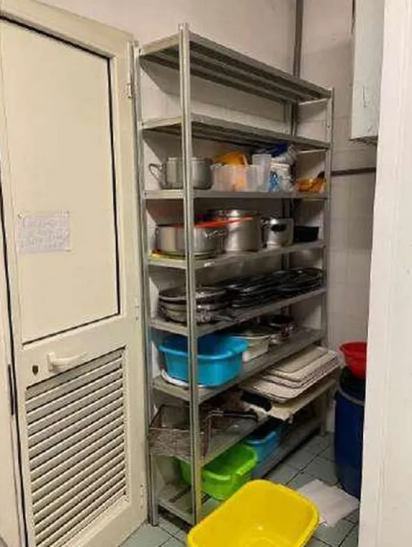 4#7940 Arredi e attrezzature reparto alimentari