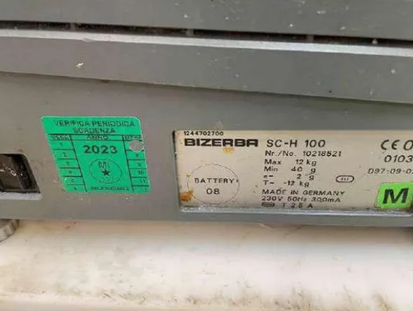 4#7940 Arredi e attrezzature reparto alimentari