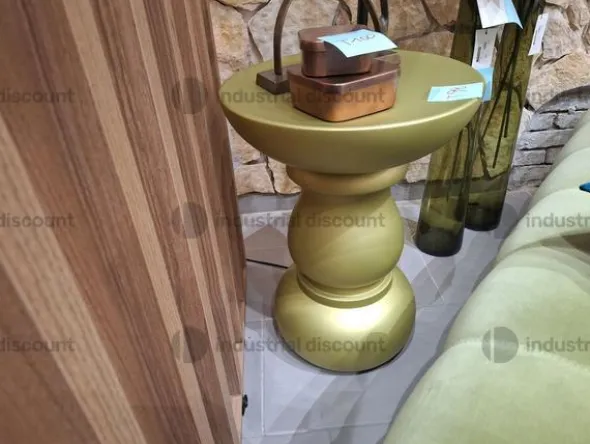 15#8790 Arredi e Complementi di arredo griffati