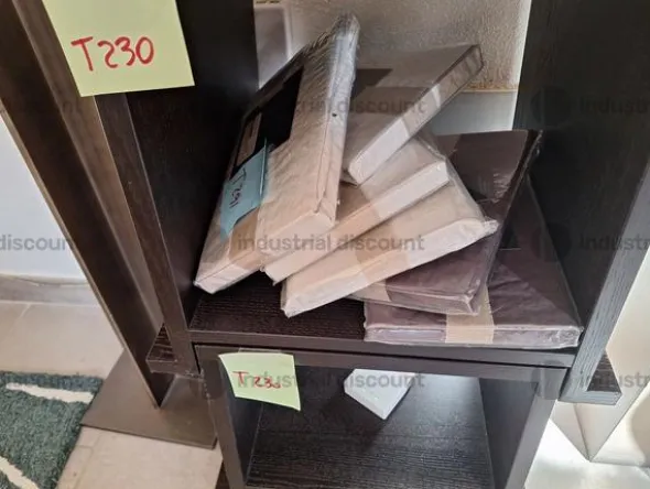 14#8791 Arredi e complementi di arredo griffati