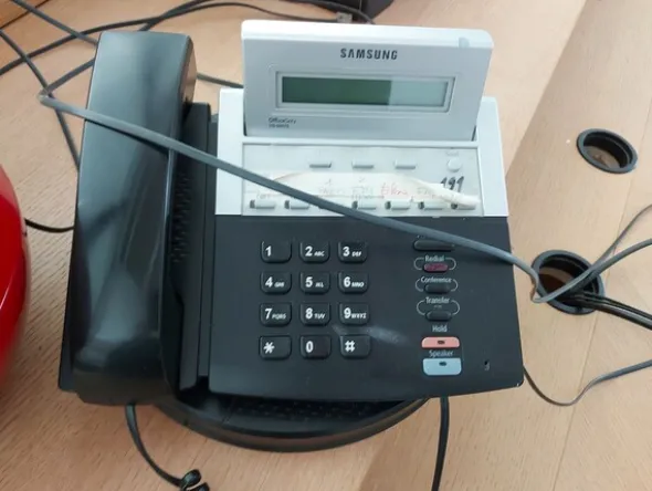 1#8426 Arredi ed apparecchiature elettroniche da ufficio