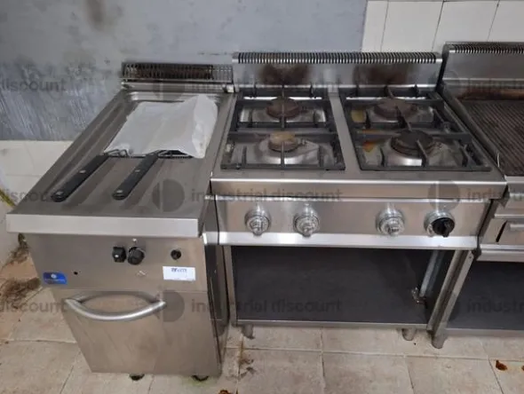 1#10023 Arredi ed attrezzature da cucina