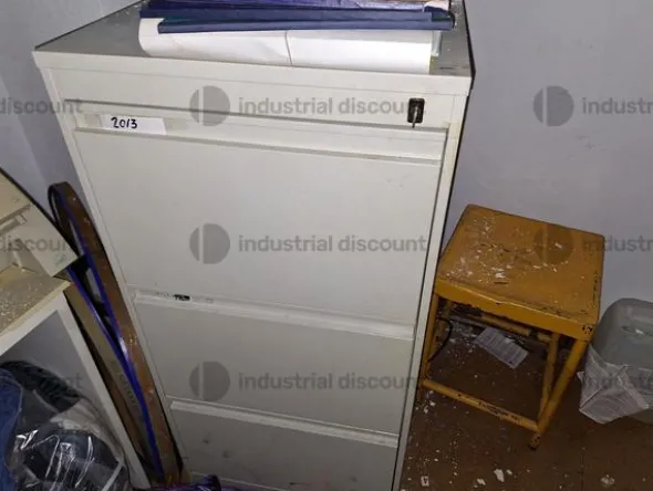 15#9286 Arredi e macchine elettroniche da ufficio.