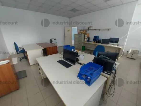 1#8823 Arredo attrezzature d'ufficio e scaffalature da negozio