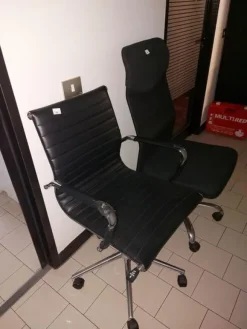 2#8670 Arredo da ufficio ed attrezzature