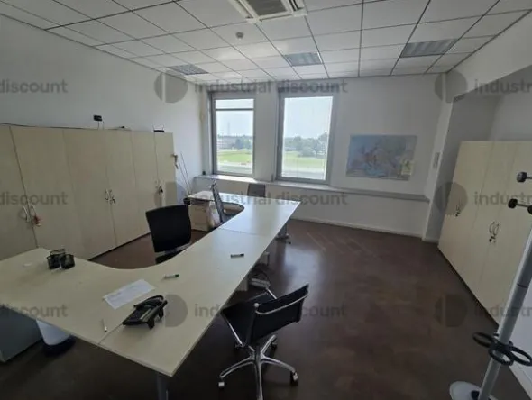 9#10268 Arredo d'ufficio