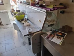 2#10168 Arredo e attrezzatura ristorante