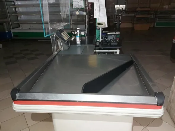 12#7897 Arredo e attrezzature da supermercato