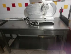 12#7897 Arredo e attrezzature da supermercato