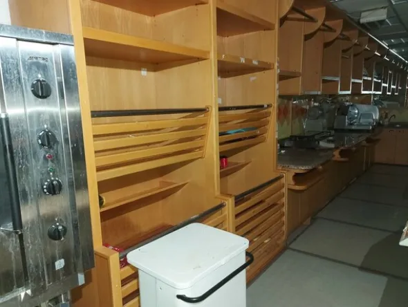 12#7897 Arredo e attrezzature da supermercato