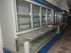 12#7897 Arredo e attrezzature da supermercato