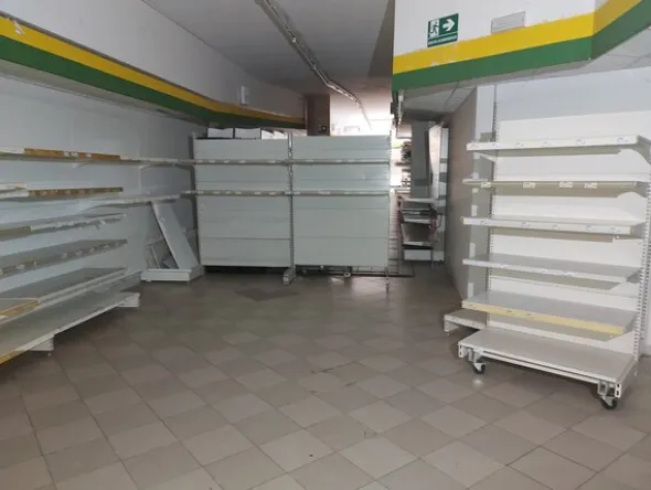 12#7897 Arredo e attrezzature da supermercato