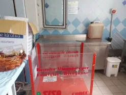 12#7897 Arredo e attrezzature da supermercato