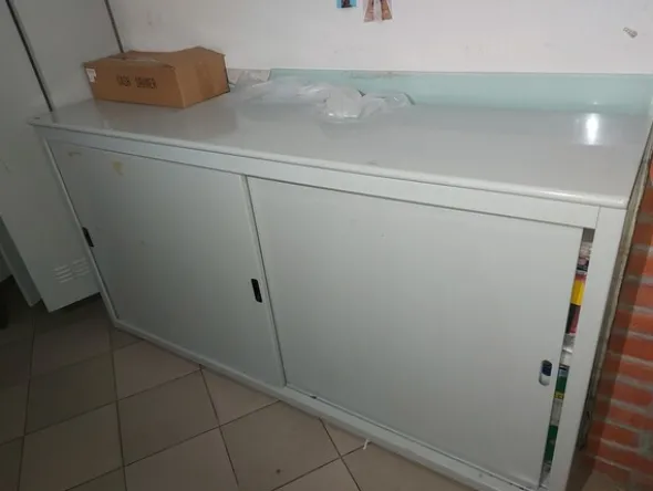 12#7897 Arredo e attrezzature da supermercato