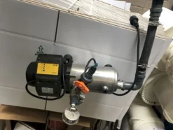 3#79980 Arredo e materiale da ufficio serbatoi cisterne e compressore Abac