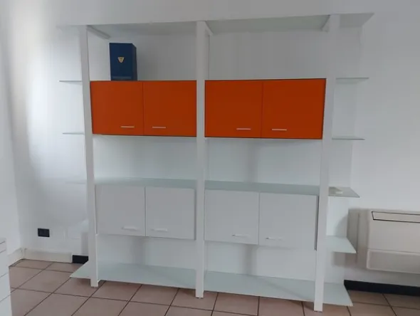 1#8354 Arredo e mobili da ufficio