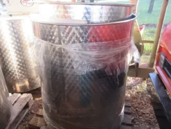 23#7086 Attezzature agricole