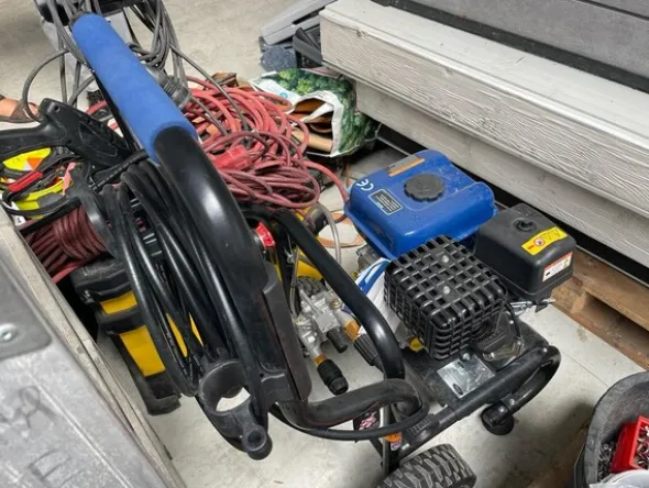 4#8098 Attrezzatura da cantiere edile
