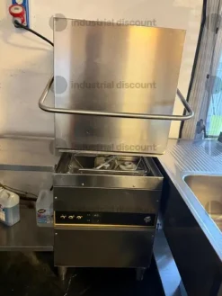 2#9447 Attrezzatura da cucina professionale
