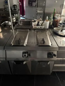 2#9447 Attrezzatura da cucina professionale